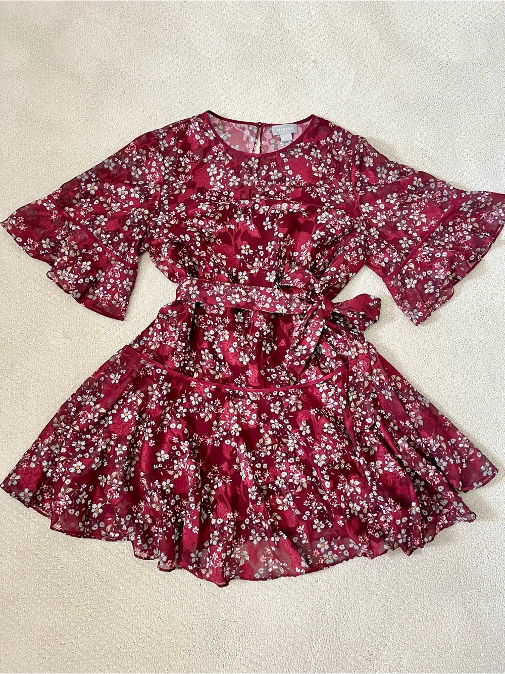 FINDERS Burgundy Floral Tie-Waist Dress
